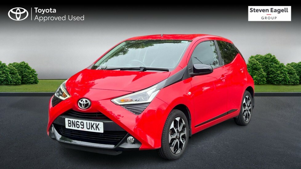 Toyota Aygo 1.0 Vvt-i X-trend Euro 6 Red #3