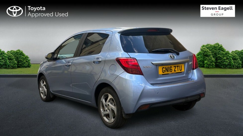 Toyota Yaris 1.5 Vvt-h Excel E-cvt Euro 6 15In Alloy GN16ZTU Blue #4