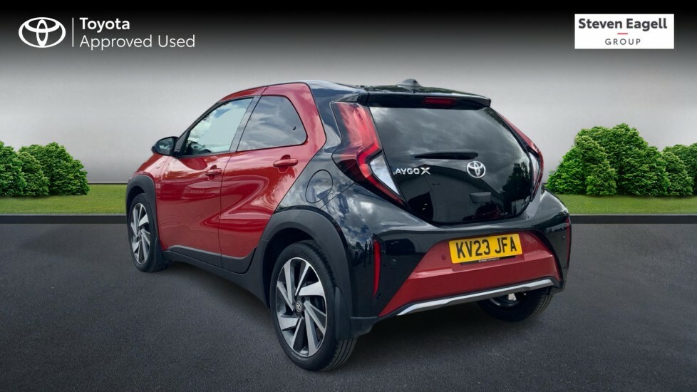 Toyota Aygo X 1.0 Vvt-i Exclusive Hatchback Eu KV23JFA Red #4