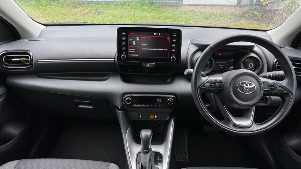 Toyota Yaris 1.5 Vvt-h Design E-cvt Euro 6 Ss GL22UFC White #5