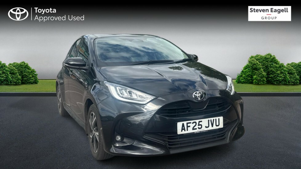 Toyota Yaris 1.5 Vvt-h Design Hatchback Hybrid E-cvt Black