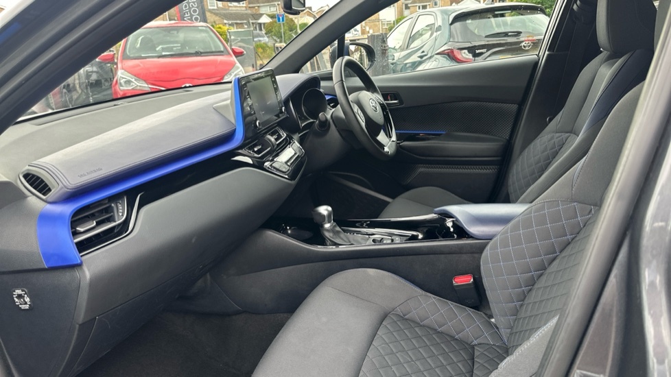 Toyota C-Hr 1.8 Vvt-h Dynamic Suv Hybrid Cvt Euro 6 MT70JYO Grey #5