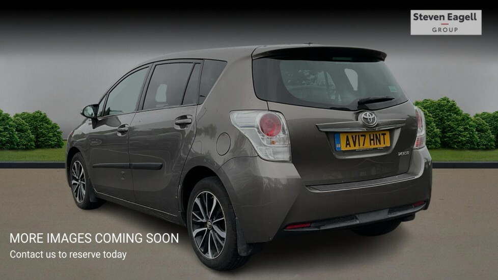 Toyota Verso 1.8 V-matic Design Mpv Multidrive S Eur Brown #2