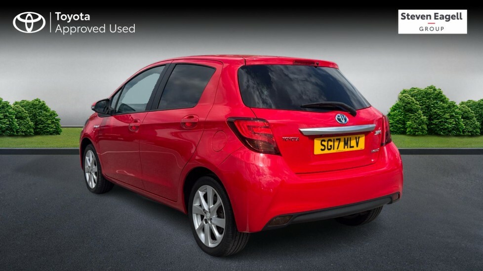 Toyota Yaris 1.5 Vvt-h Excel E-cvt Euro 6 Ss 15In Alloy SG17MLV Red #4