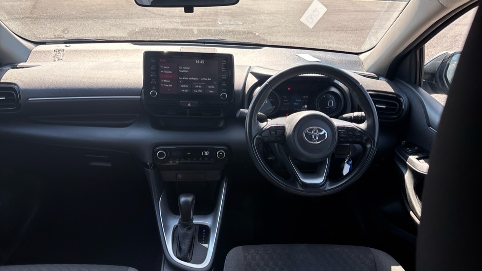 Toyota Yaris 1.5 Vvt-h Design E-cvt Euro 6 Ss VU72JFG Brown #6