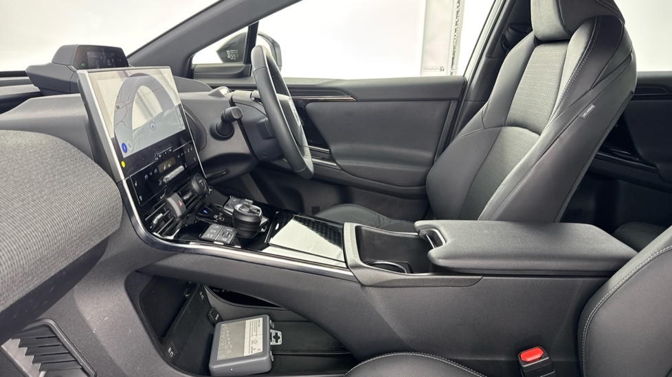 Toyota bZ4X 71.4Kwh Vision Awd 11Kw Obc Silver #5