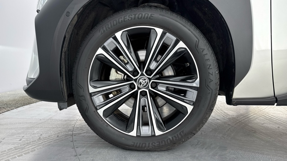 Toyota bZ4X Motion Black #26