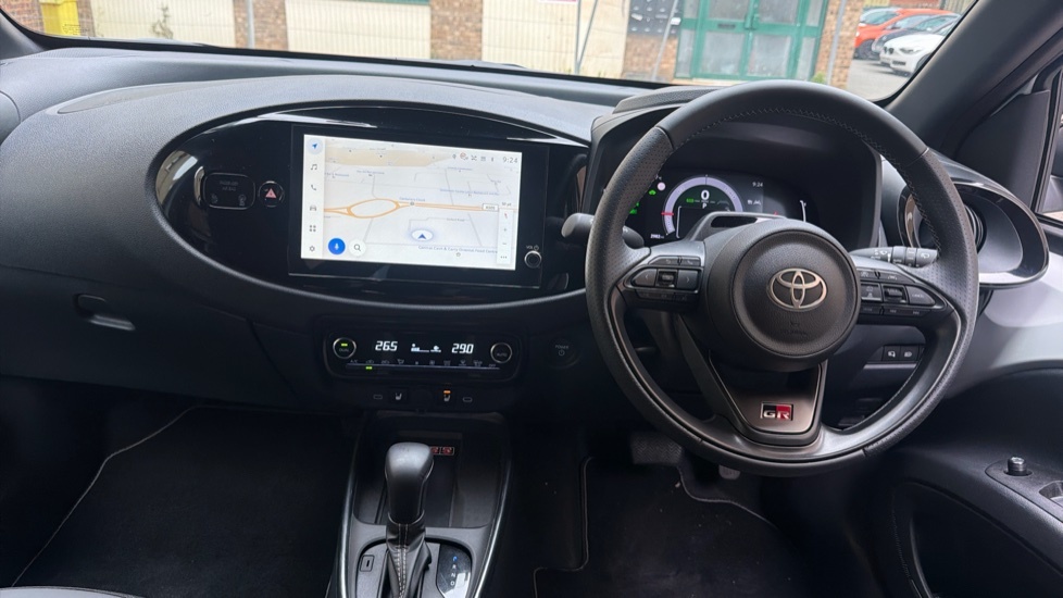 Toyota Aygo X 1.5H Gr Sport Cvt Euro 6 Ss KW75YJJ White #6