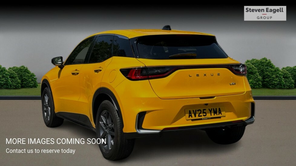 Lexus LBX 1.5 Vvt-ie Premium E-cvt Euro 6 Ss AV25YMA Yellow #2