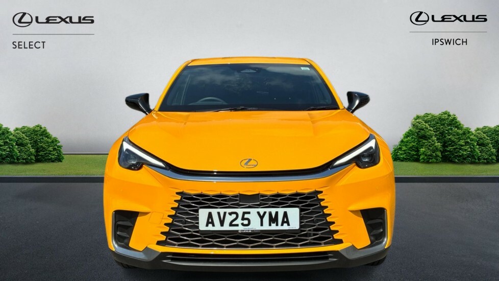 Lexus LBX 1.5 Vvt-ie Premium E-cvt Euro 6 Ss AV25YMA Yellow #4