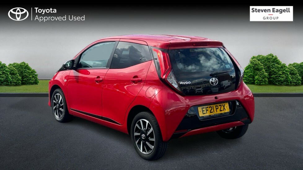 Toyota Aygo 1.0 Vvt-i X-trend X-shift Euro 6 Safety Sense EF21PZX Red #4