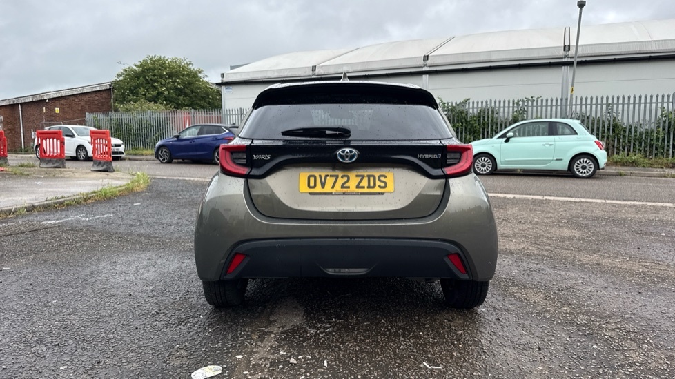 Toyota Yaris 1.6 Awd Circuit Pack White #26