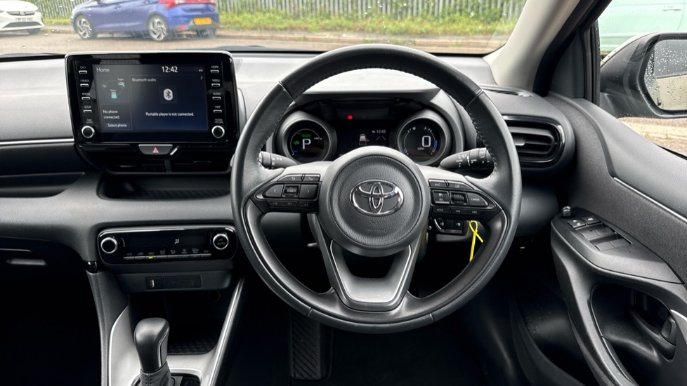 Toyota Yaris 1.6 Awd Circuit Pack White #7