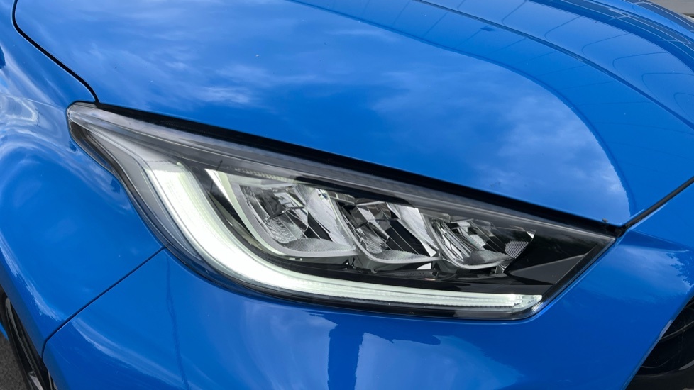 Toyota Yaris 1.5 Hybrid 130 Premiere Edition Cvt Blue #20