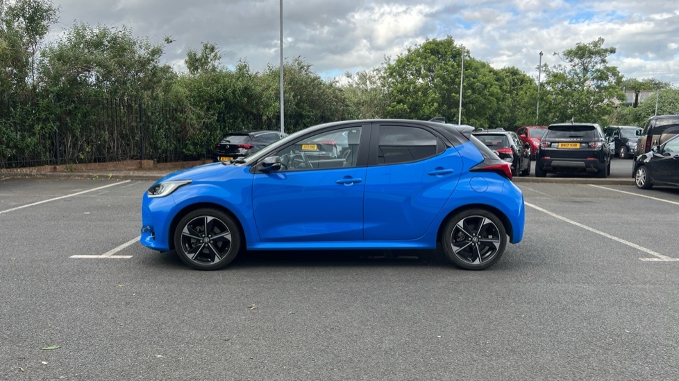 Toyota Yaris 1.5 Hybrid 130 Premiere Edition Cvt Blue #23