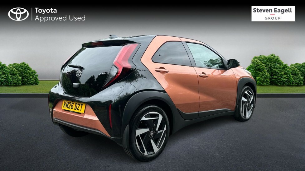 Toyota Aygo X 1.5H 49Kwh Design Hatchback Hybrid Cvt  #2