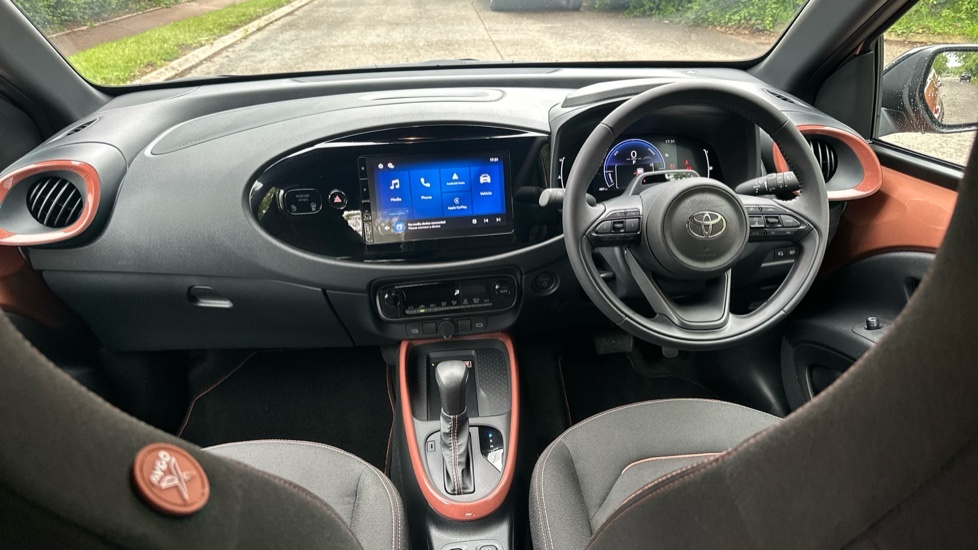 Toyota Aygo X 1.5H 49Kwh Design Hatchback Hybrid Cvt  #6