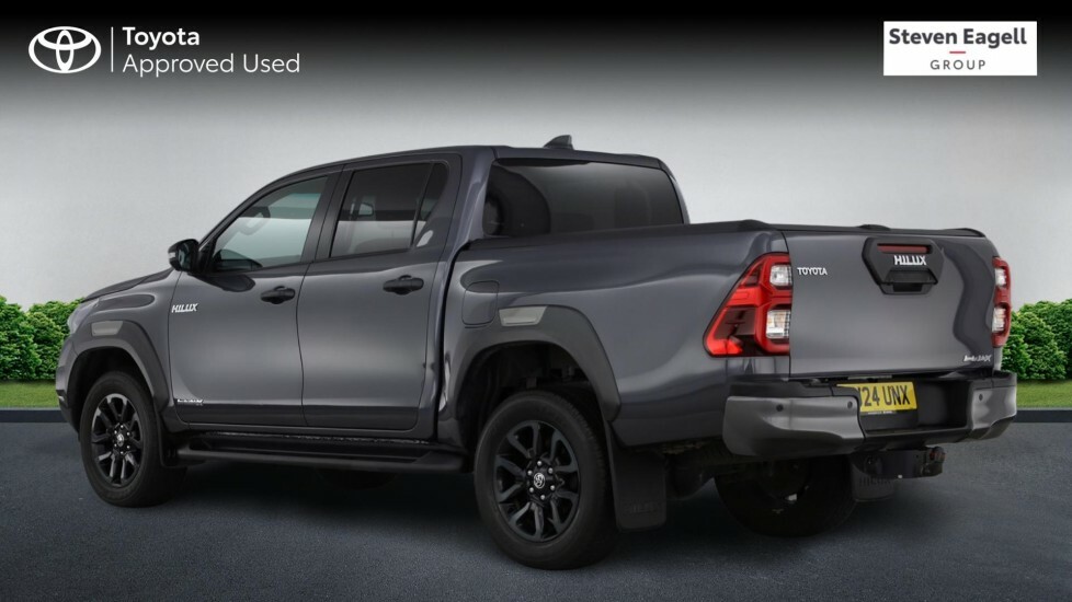 Toyota HILUX 2.8 D-4d Invincible X Pickup Double Cab Grey #4