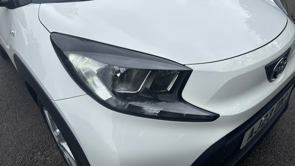 Toyota Aygo X Edge Beige #20