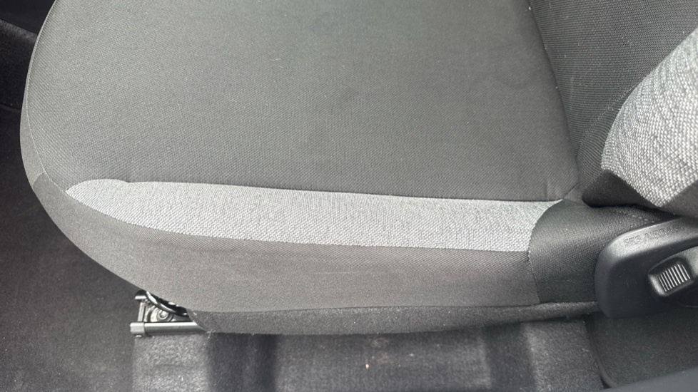 Toyota Aygo X Edge Beige #17