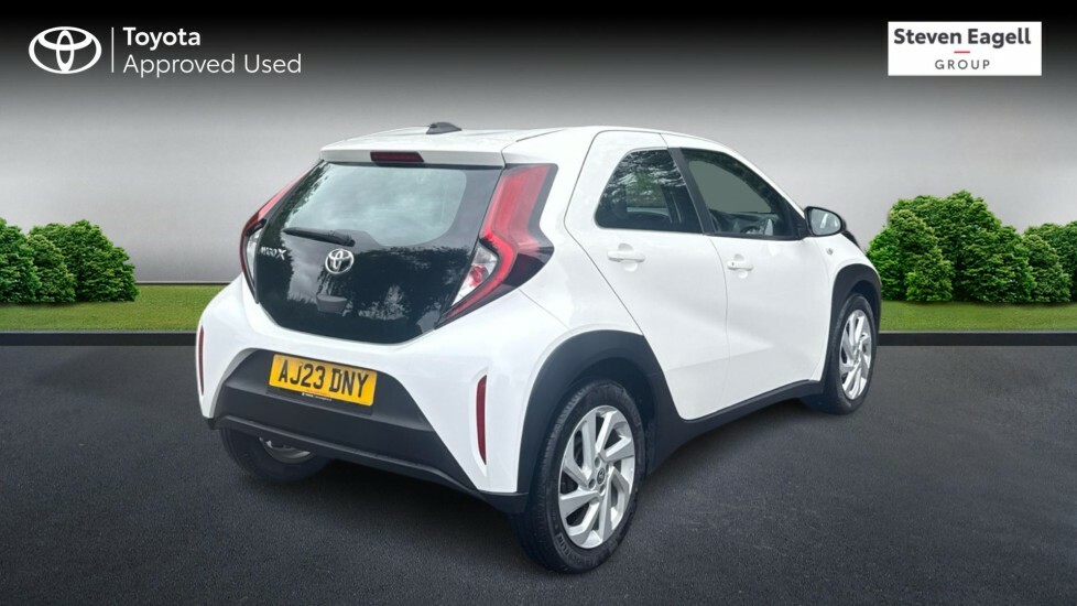 Toyota Aygo X 1.0 Vvt-i Pure Euro 6 Ss White #2