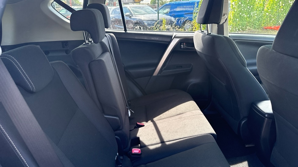 Toyota Rav 4 2.2 D-4d Invincible Grey #15