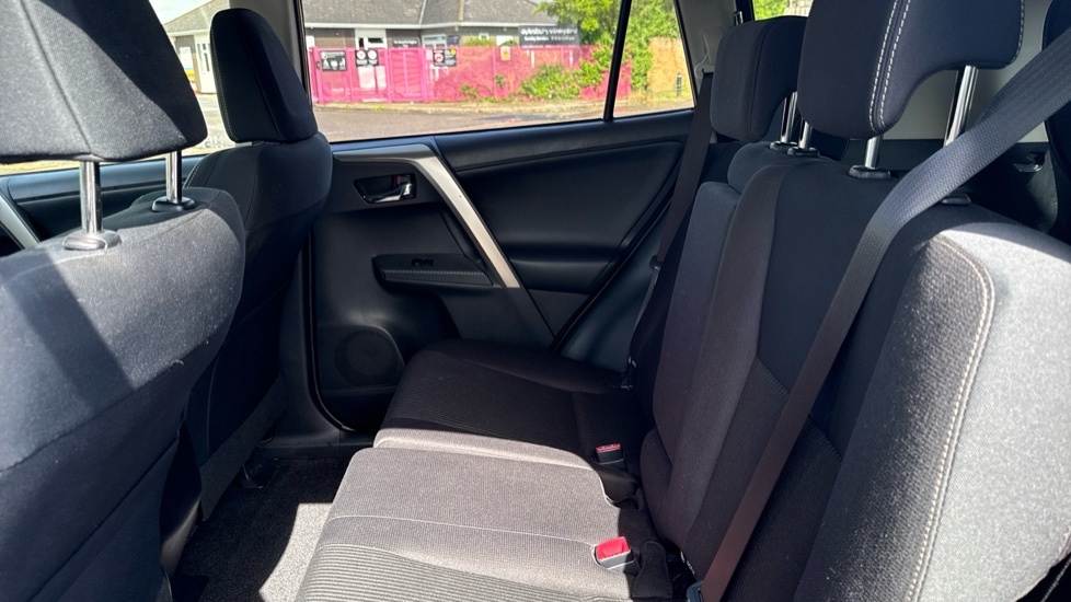 Toyota Rav 4 2.2 D-4d Invincible Grey #8