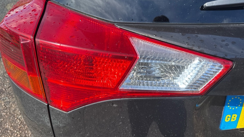 Toyota Rav 4 2.2 D-4d Invincible Grey #21