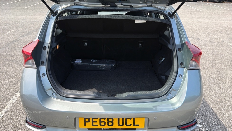 Toyota Auris 1.2T Design Tss Nav Brown #13