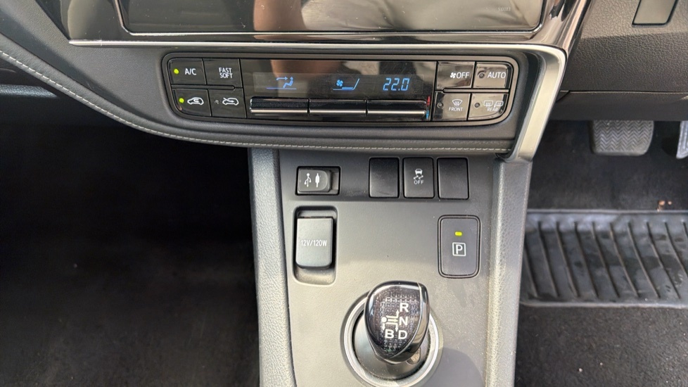 Toyota Auris 1.2T Design Tss Nav Brown #17