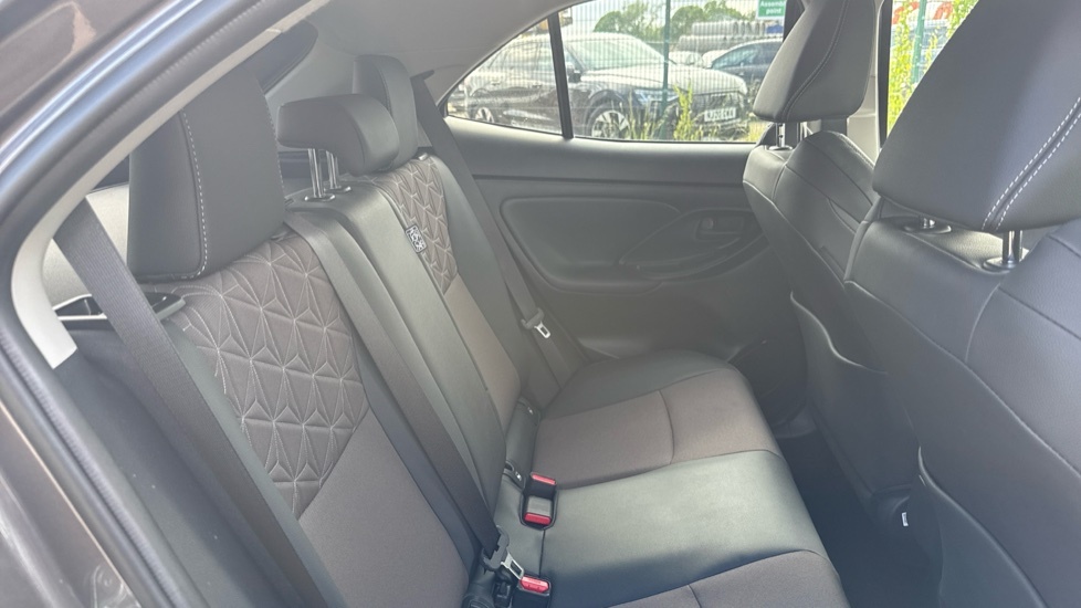 Toyota Yaris Cross 1.5 Vvt-h Icon E-cvt Euro 6 Ss  #8