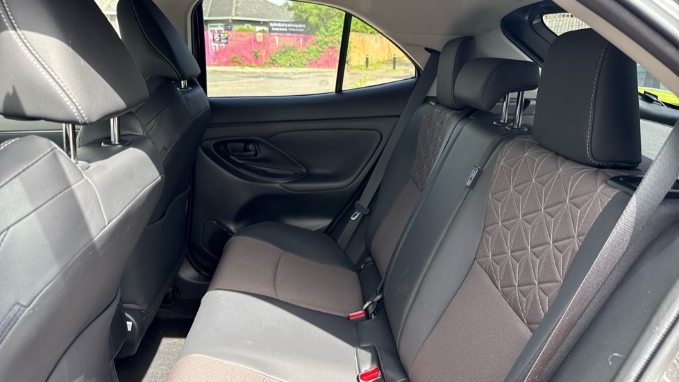 Toyota Yaris Cross 1.5 Vvt-h Icon E-cvt Euro 6 Ss  #15