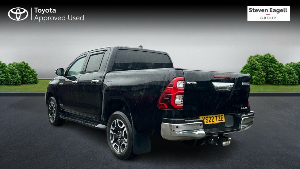 Toyota HILUX 2.4 D-4d Invincible 4Wd Euro 6 Ss Black #4