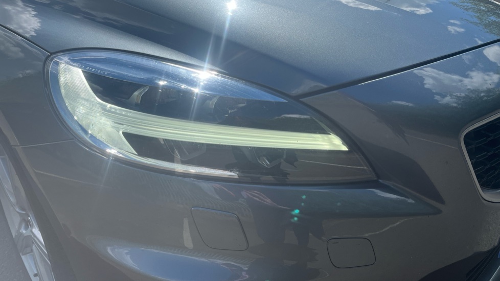 Volvo V40 #20