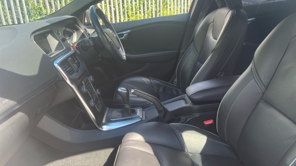 Volvo V40 2.0 T2 R-design Edition Euro 6 Ss Grey #5