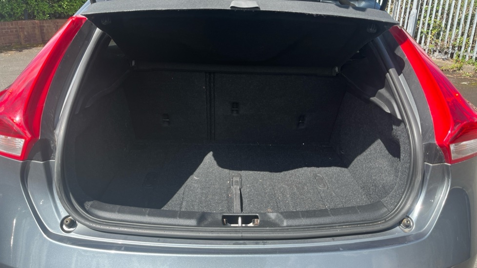 Volvo V40 #13