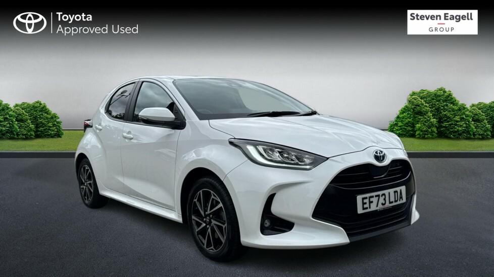 Toyota Yaris 1.5 Vvt-h Design E-cvt Euro 6 Ss White
