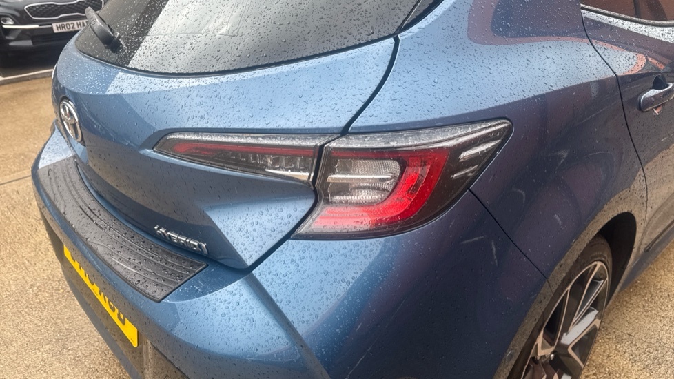 Toyota Corolla Vvt-i Excel Black #21
