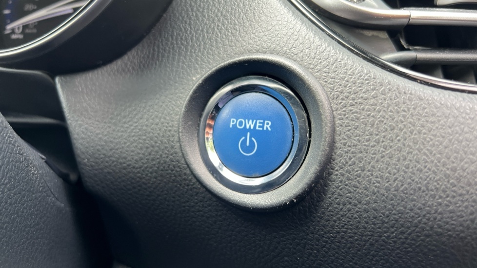 Toyota C-Hr Icon 1.8 Blue #16