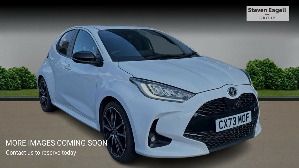 Toyota Yaris 1.5 Vvt-h Gr Sport E-cvt Euro 6 Ss White