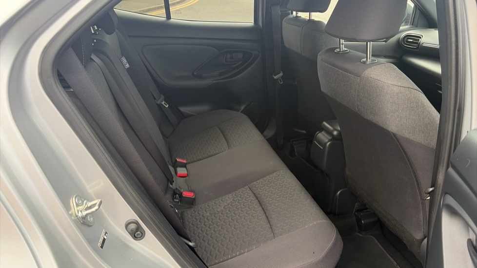Toyota Yaris Cross Excel Blue #8