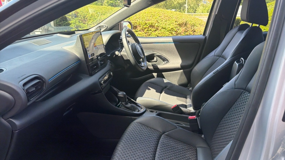 Toyota Yaris 1.5 Vvt-h Premiere Edition E-cvt Euro 6 Ss Silver #5