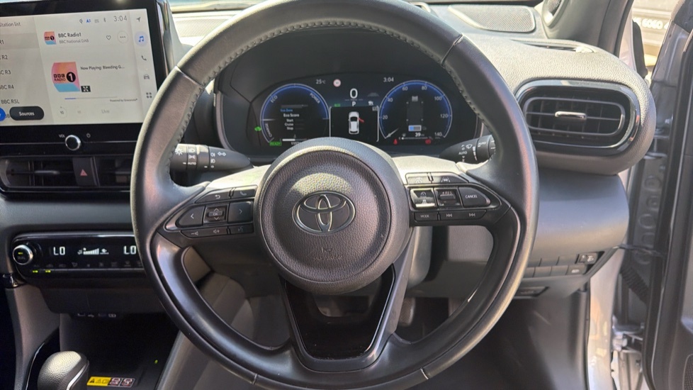 Toyota Yaris 1.5 Vvt-h Design E-cvt Euro 6 Ss Brown #10
