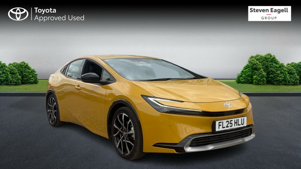 Toyota Prius 2.0 13.6Kwh Excel Cvt Euro 6 Ss Yellow