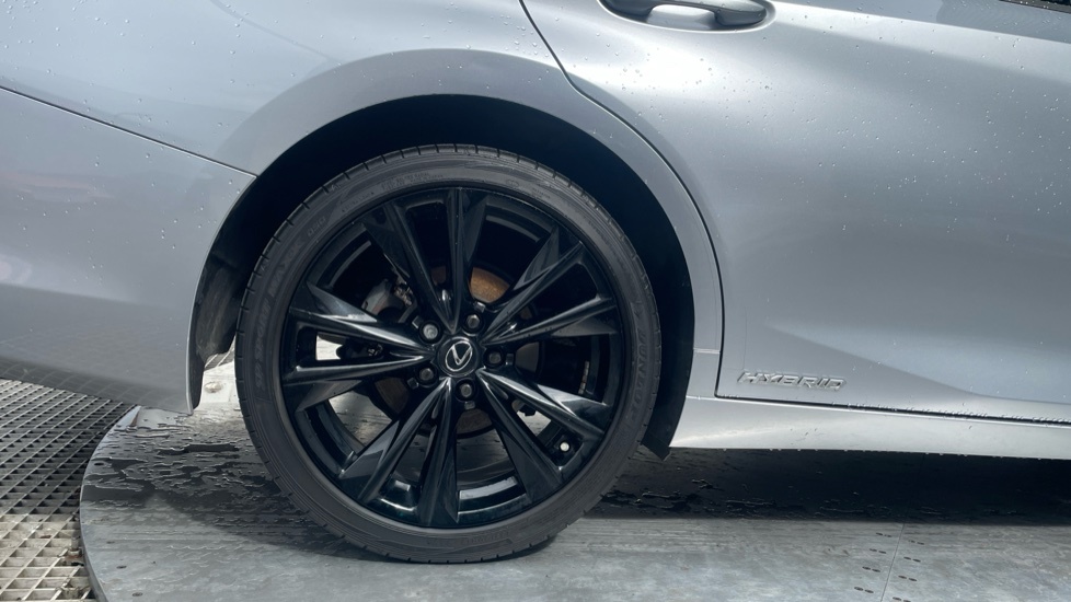 Lexus ES 2.5 300H E-cvt Euro 6 Ss Black #24