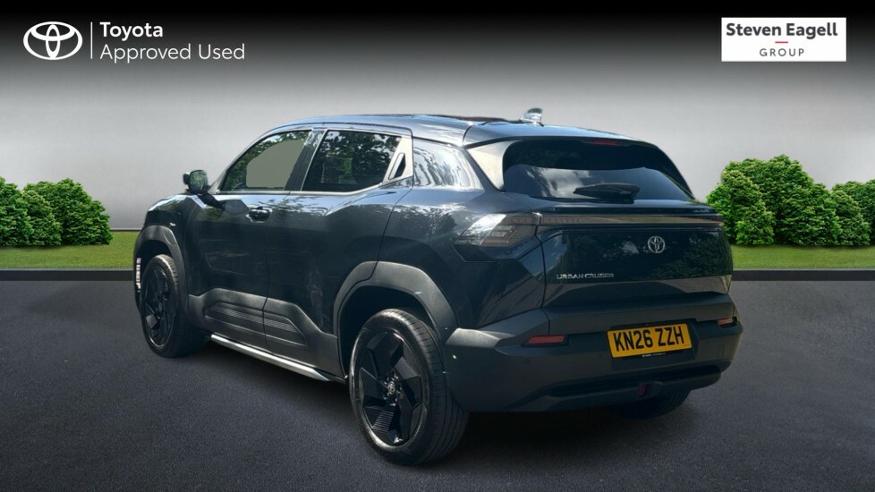 Toyota Urban Cruiser 61Kwh Design Suv 174 Ps Black #4