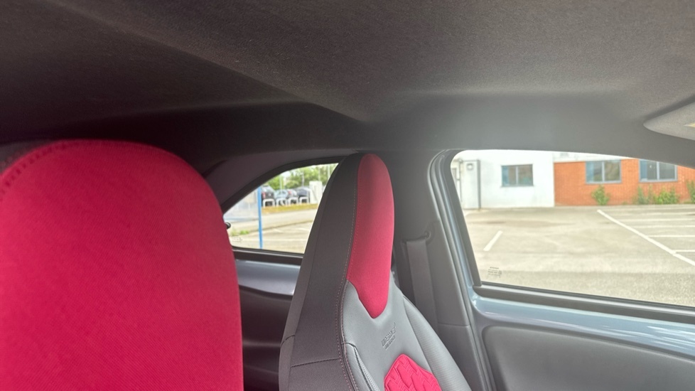 Toyota Aygo X 1.0 Vvt-i Pure Black #19