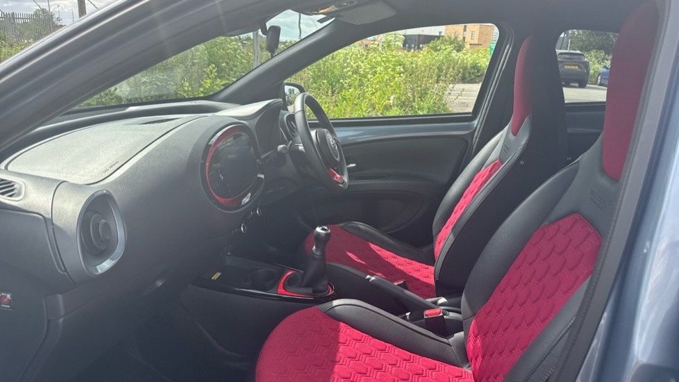 Toyota Aygo X 1.0 Vvt-i Undercover Euro 6 Ss  #5