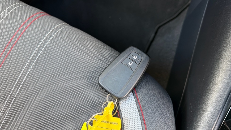 Toyota Corolla 1.8 Vvt-i Hybrid Icon Cvt Blue #28