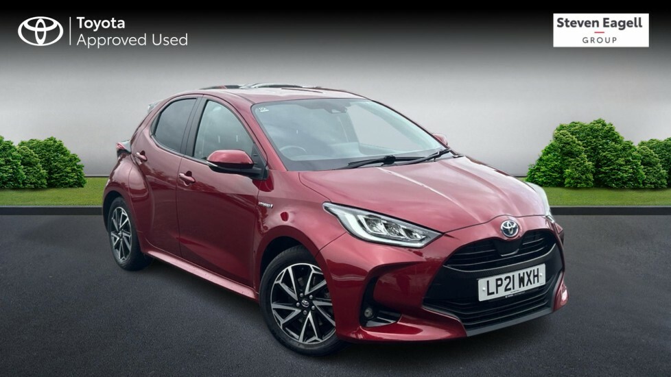 Toyota Yaris 1.5 Vvt-h Design E-cvt Euro 6 Ss Red
